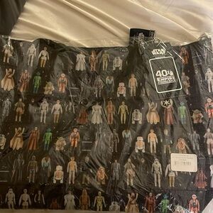 Harvey’s collectible bags for any/all Star Wars fans to enjoy as gift/collection